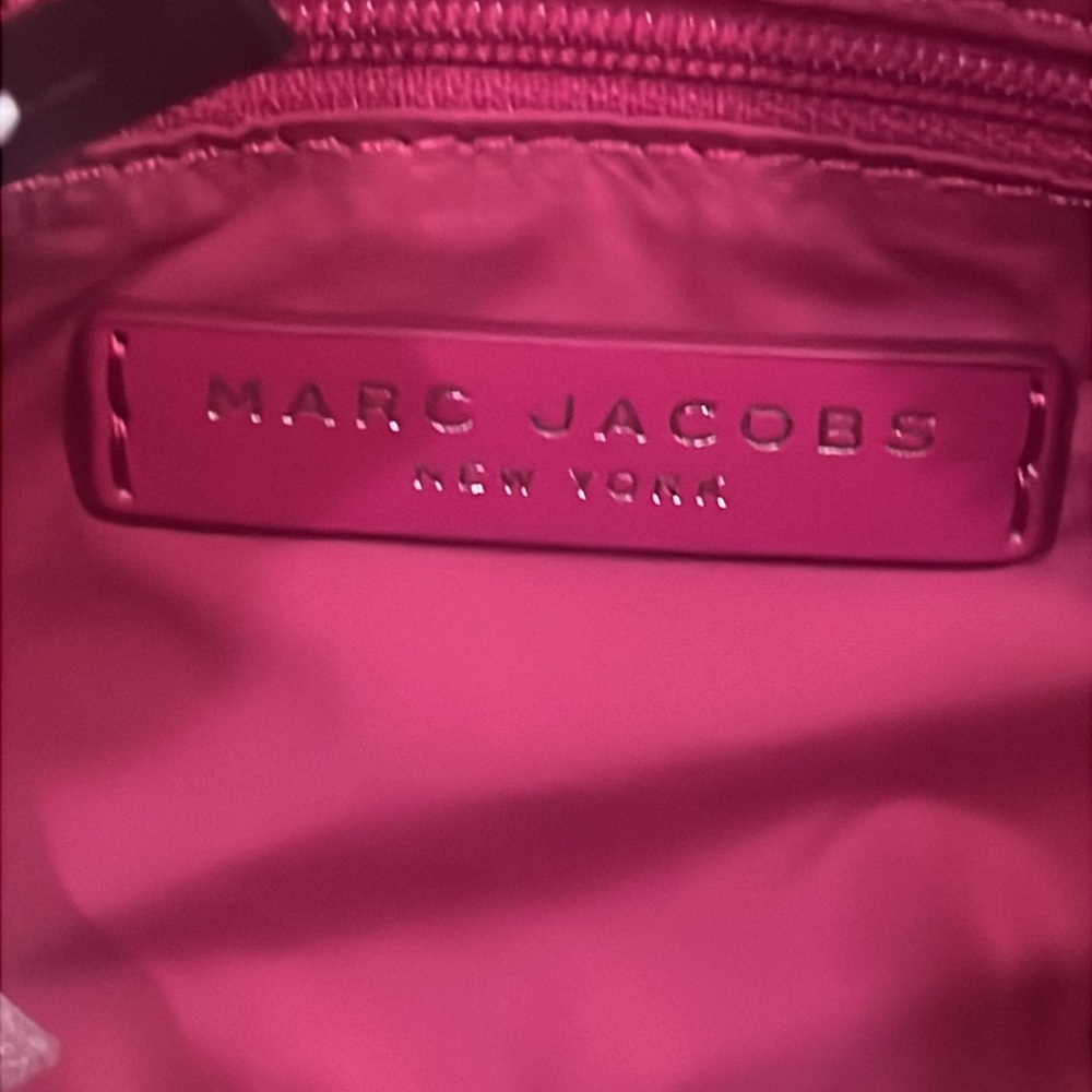 Marc Jacob’s Vibrant Pink Quilted Crossbody NWT - Picture 11 of 16